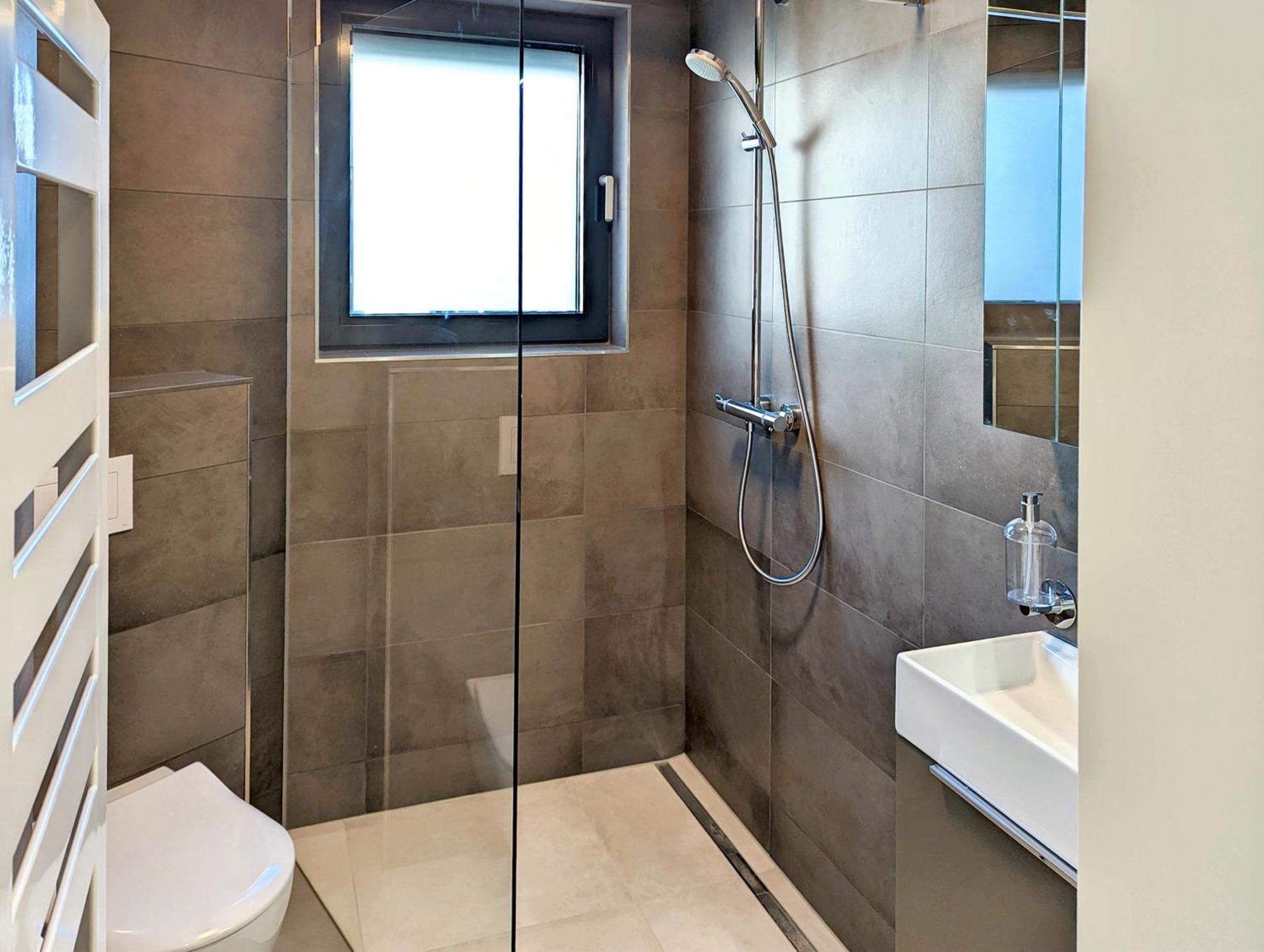 Belair New 1br W/ Balcony+garage Luxembourg