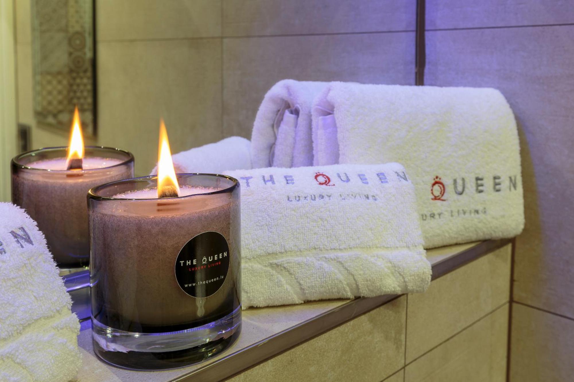 The Queen Luxury - Liberty *