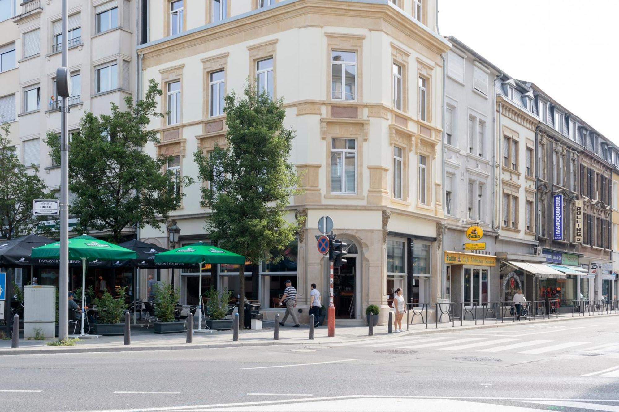 The Queen Luxury - Fiorita * Luxembourg