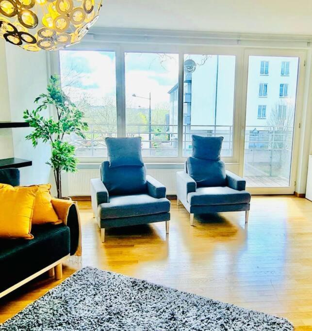 Luxury One Bedroom Flat With Parking&balcony-cent2 Appartement