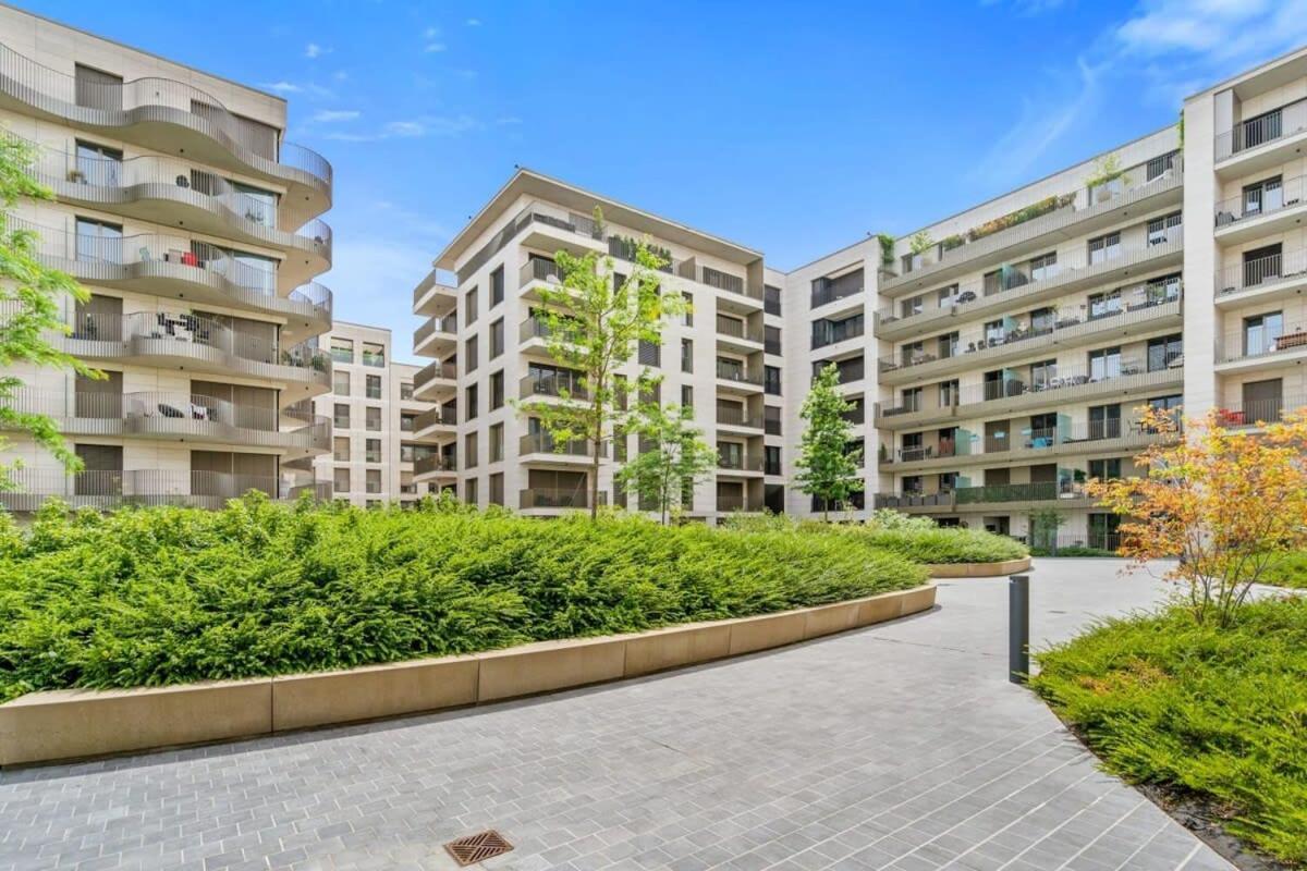 Apartment Modern Studio With Balcony In Luxembourg