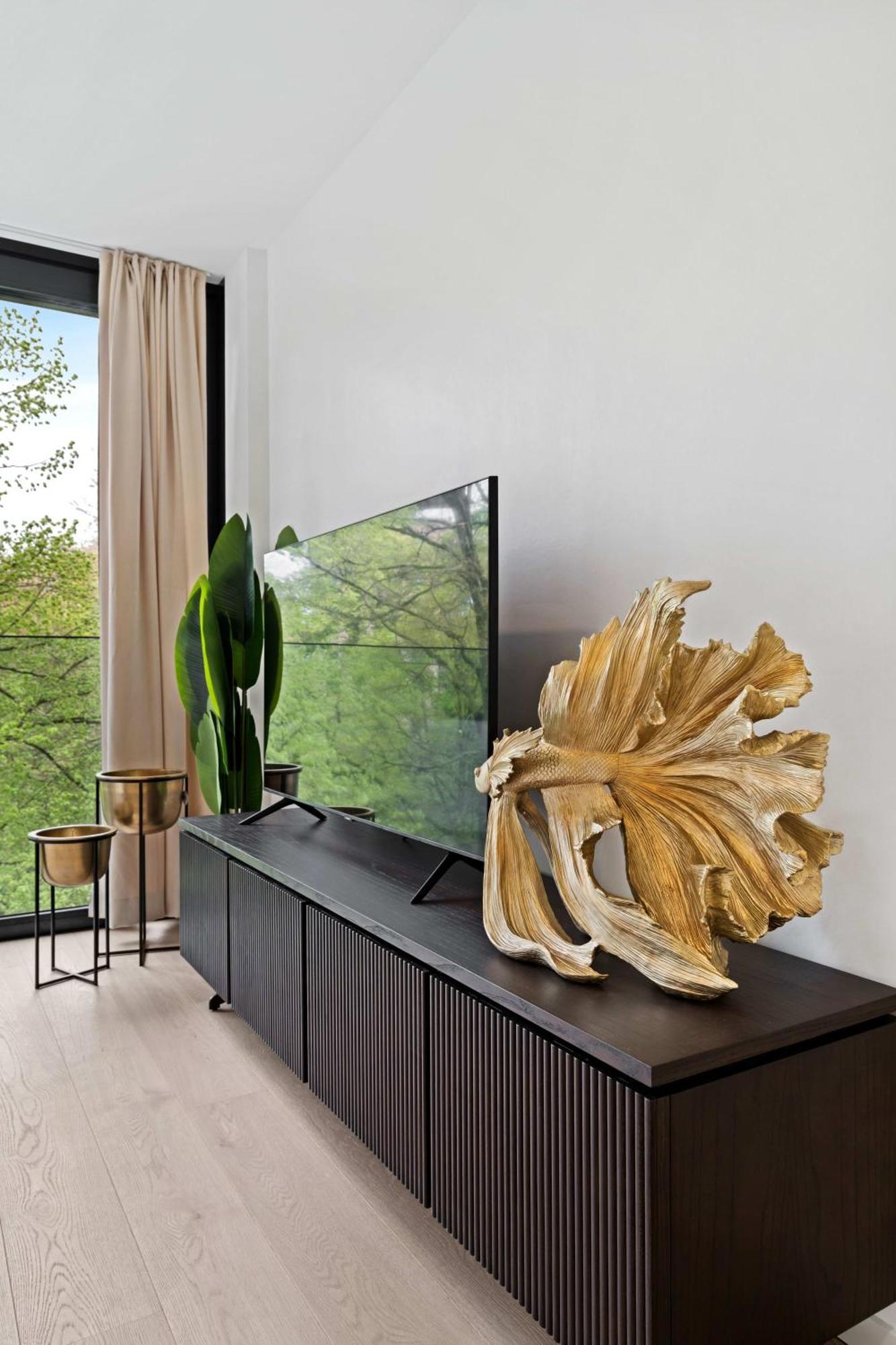 Luxury Haute Haven Queen Bed & Views Apartment Luxembourg