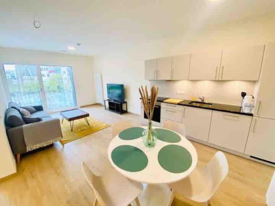 Luxury 2023 One Bedroom Flat In City Center W Parking Appartement *