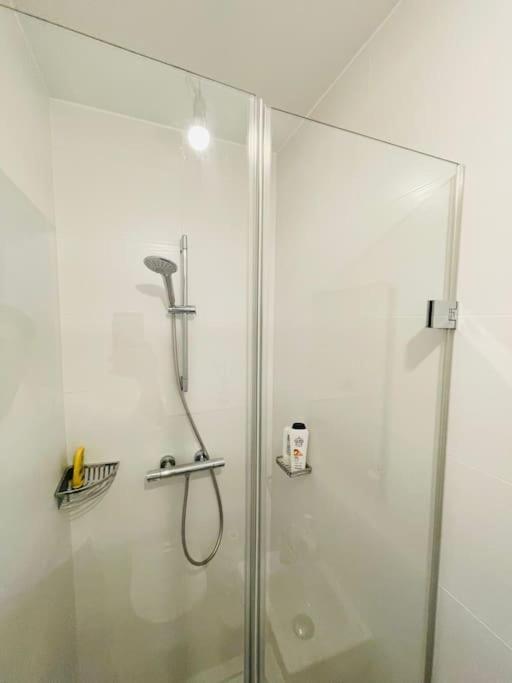 Cosy One Bedroom In City Center W Private Terrace-31