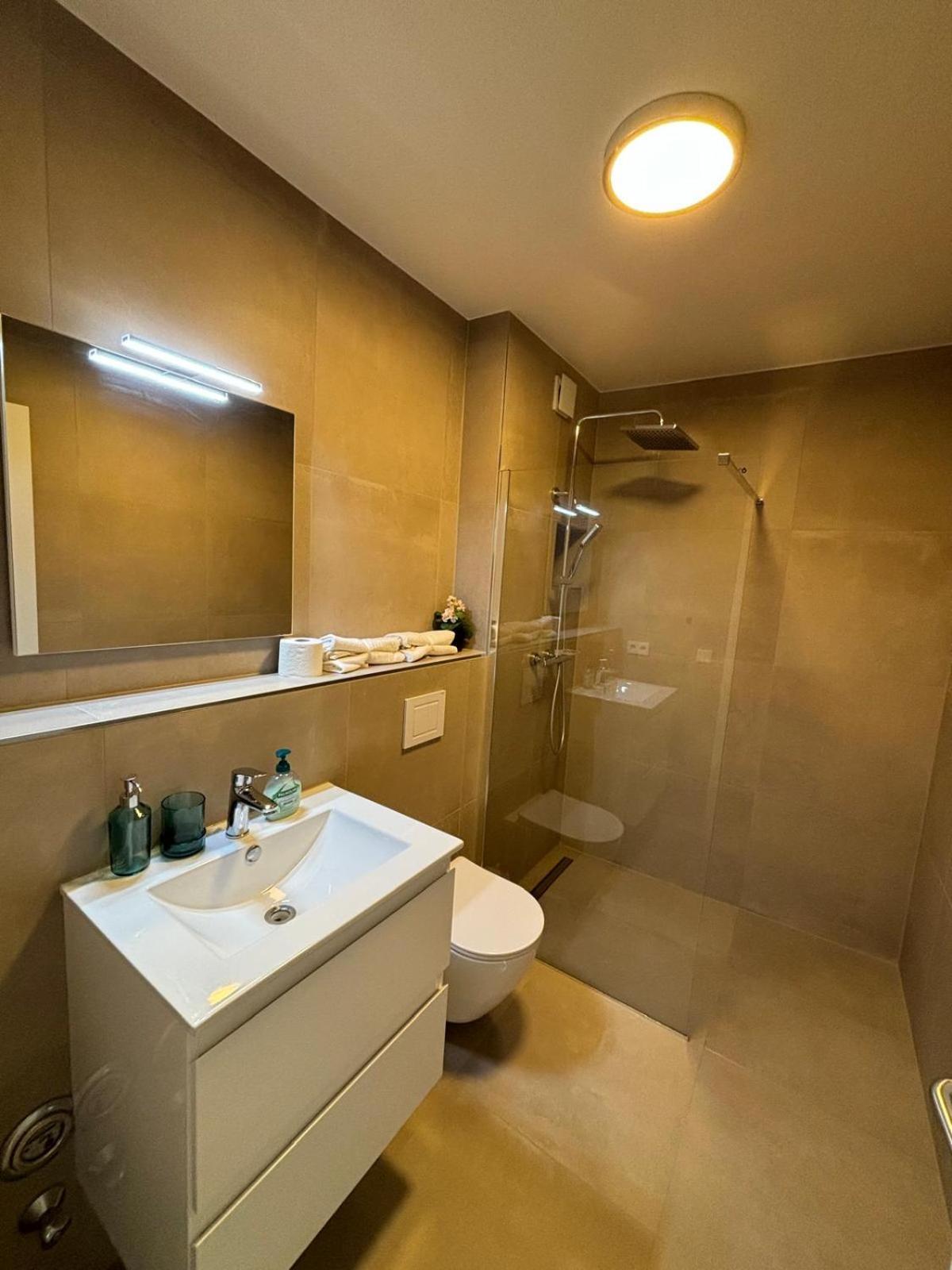 Charming Center, Parking, Balcony *