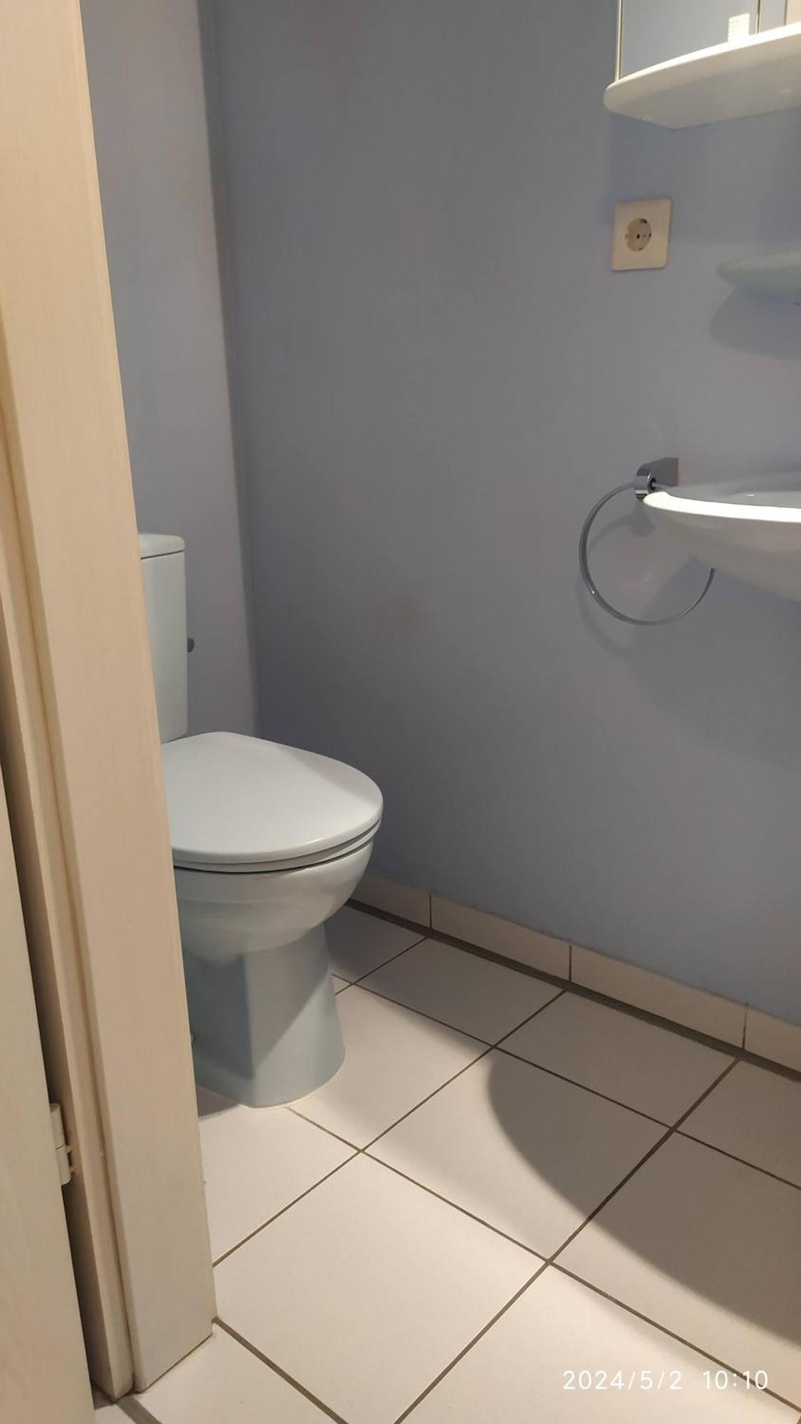 Quiet Peaceful 2br With Parking In Kirchberg Apartamento *
