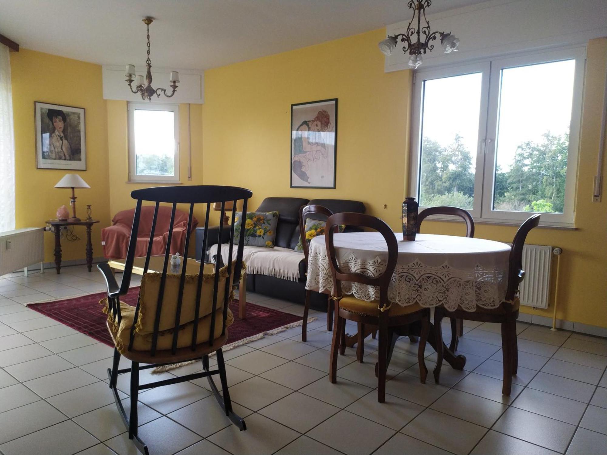 Quiet Peaceful 2br With Parking In Kirchberg Appartement *