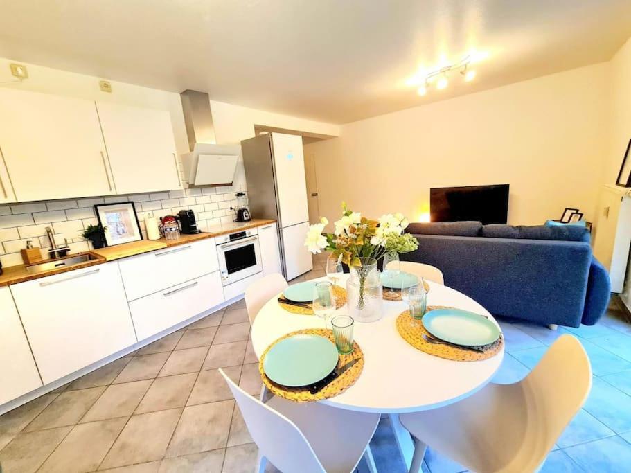 1 Bedroom Flat With Balcony&garden Appartement *