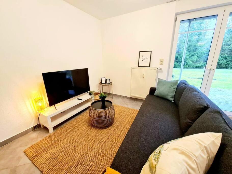 Appartement 1 Bedroom Flat With Balcony&garden