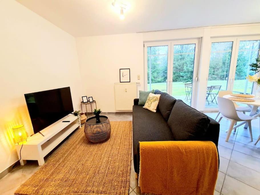 Appartement 1 Bedroom Flat With Balcony&garden *