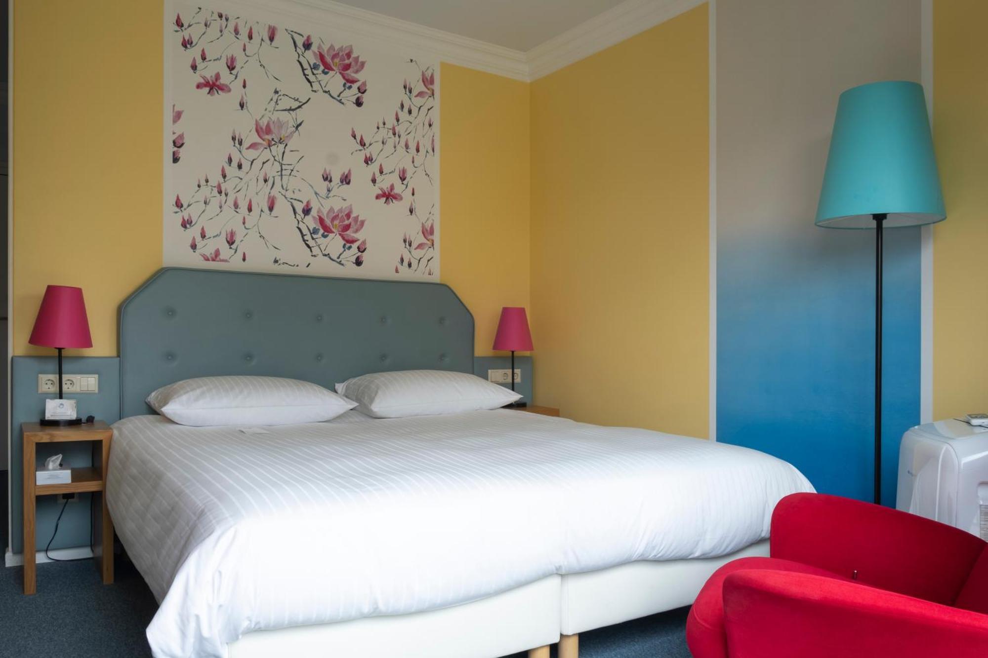 Parc Plaza Hotel 3*
