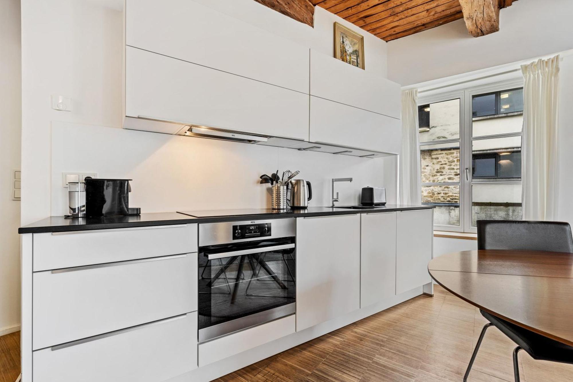 Exquisite In Old Town Appartement *