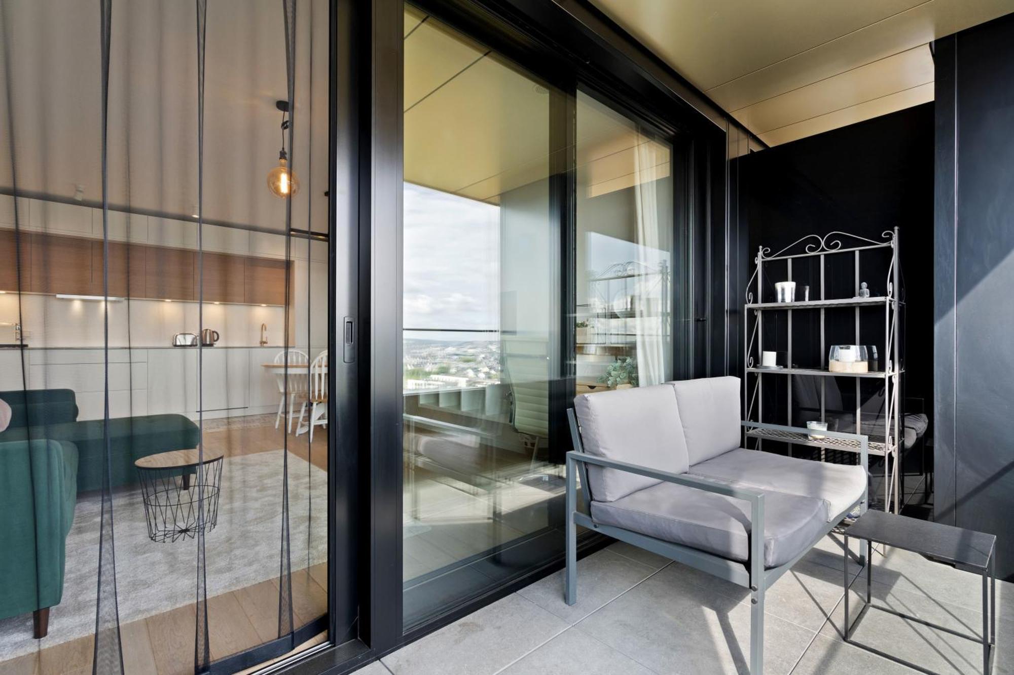 Luxurious Retreat Balcony & Pool Access Apartment Luxembourg