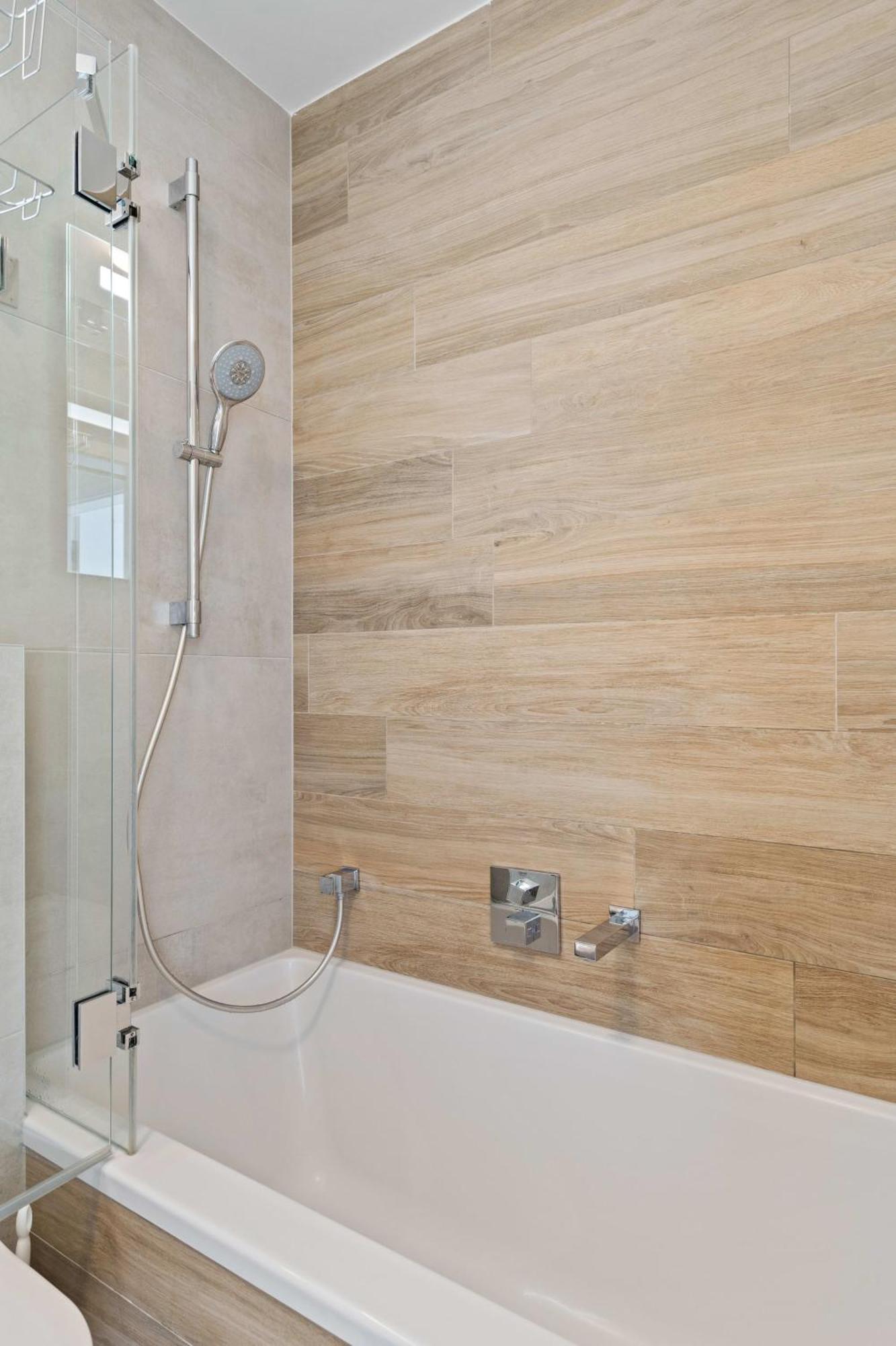 Luxurious Retreat Balcony & Pool Access Appartement *