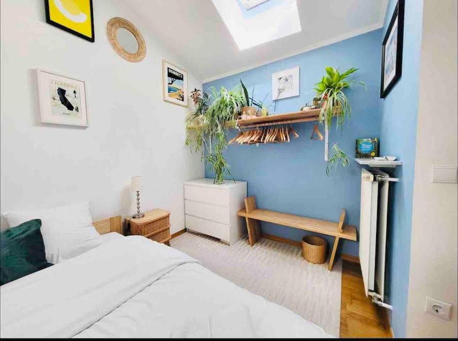 Large 2 Bedrooms House With Parking-bon75 *