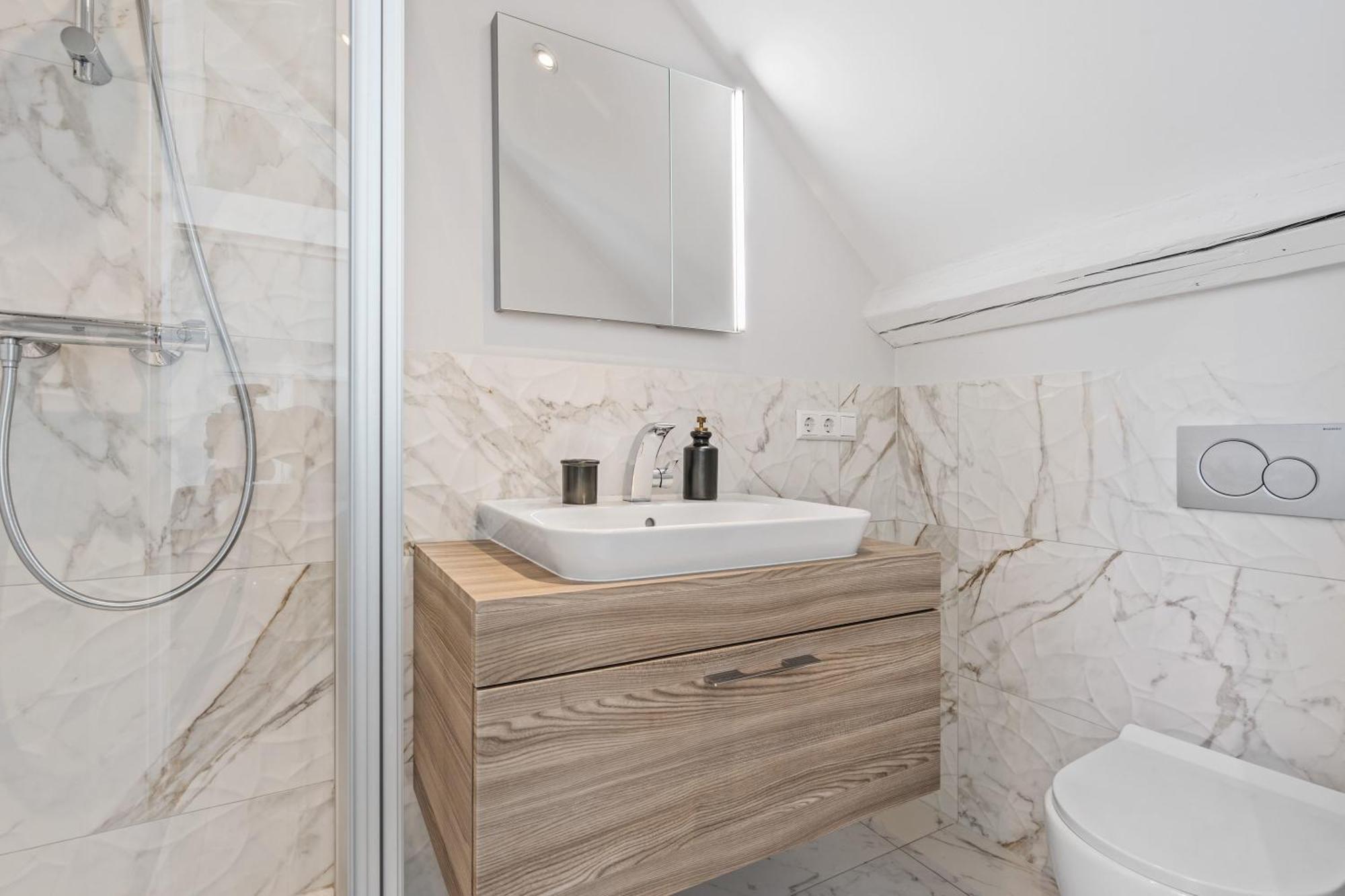 Elegant 3br In Prime Limpertsberg Location Luxemburg