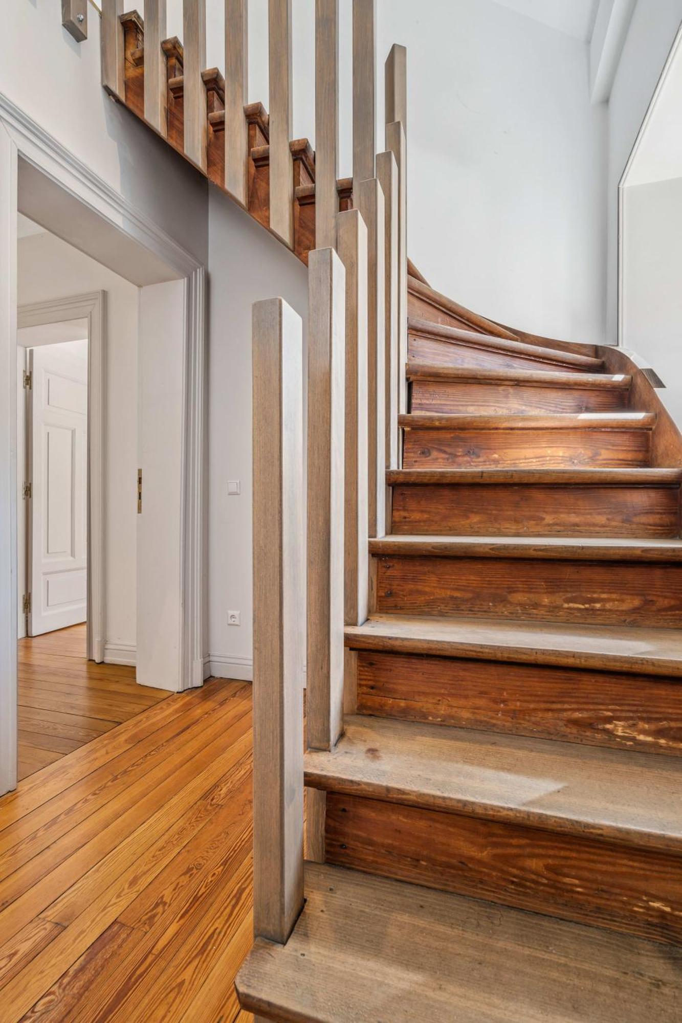 Elegant 3br In Prime Limpertsberg Location