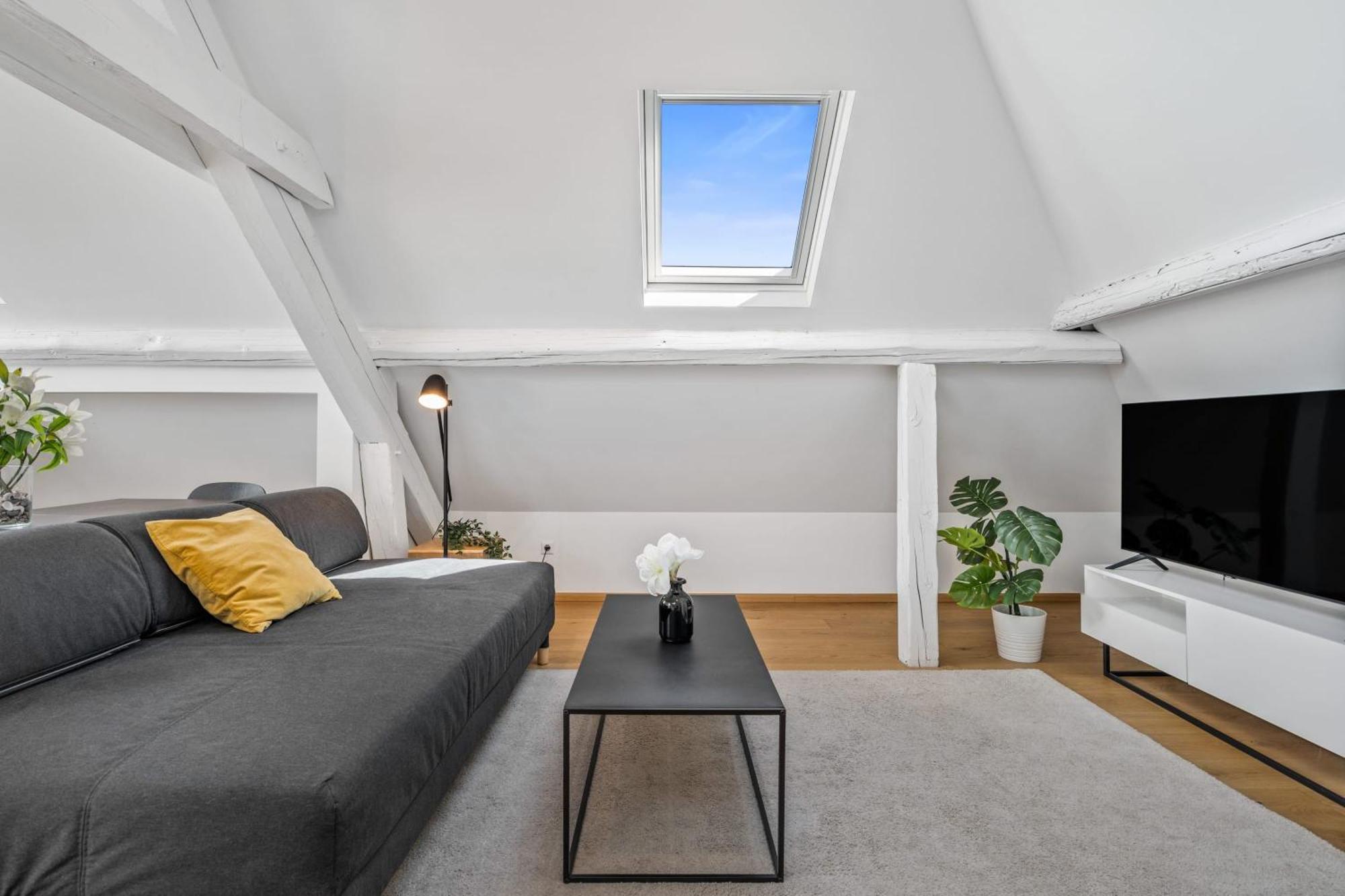 Apartment Elegant 3br In Prime Limpertsberg Location Luxemburg
