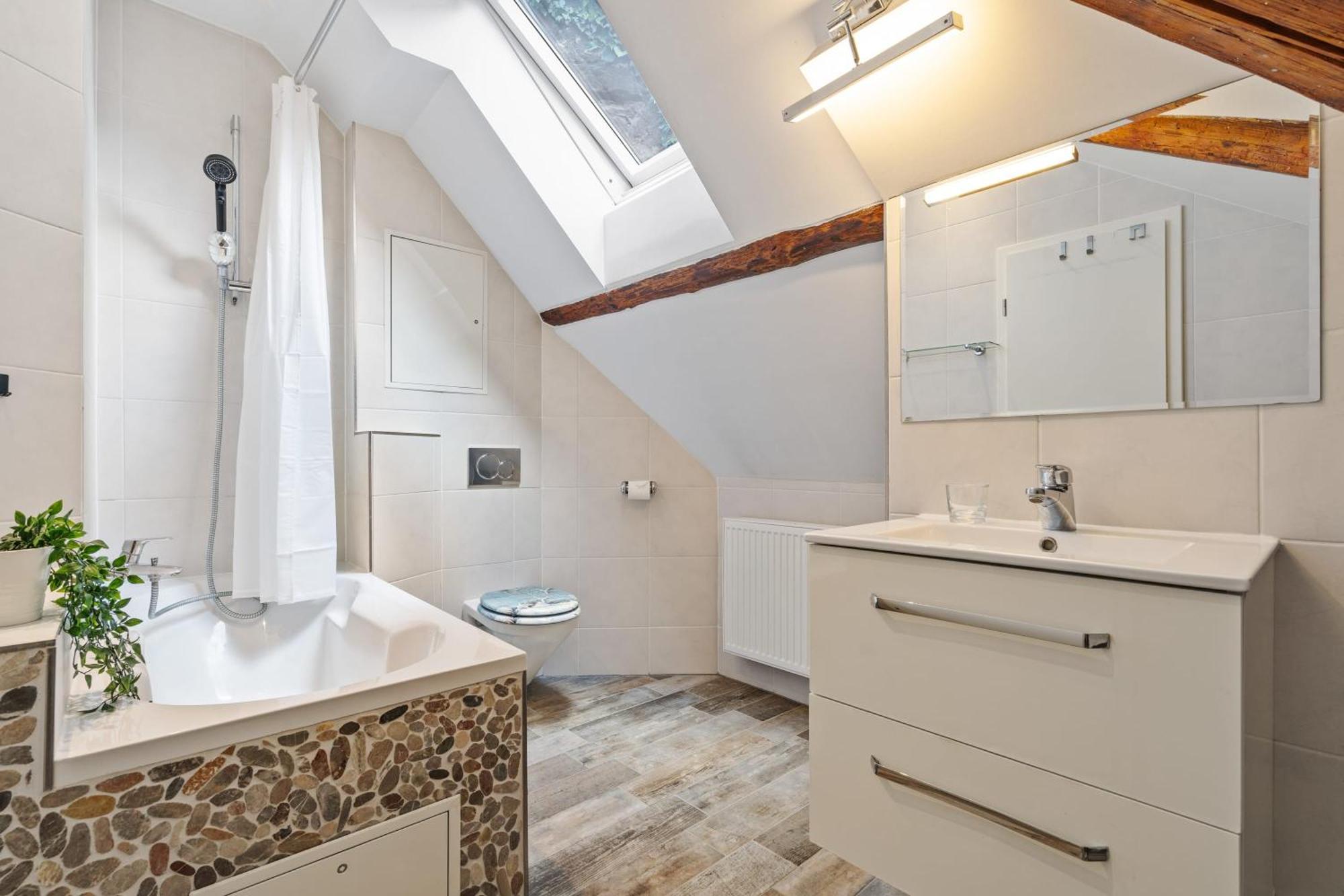 Stylish 1br In Grund Luxembourg