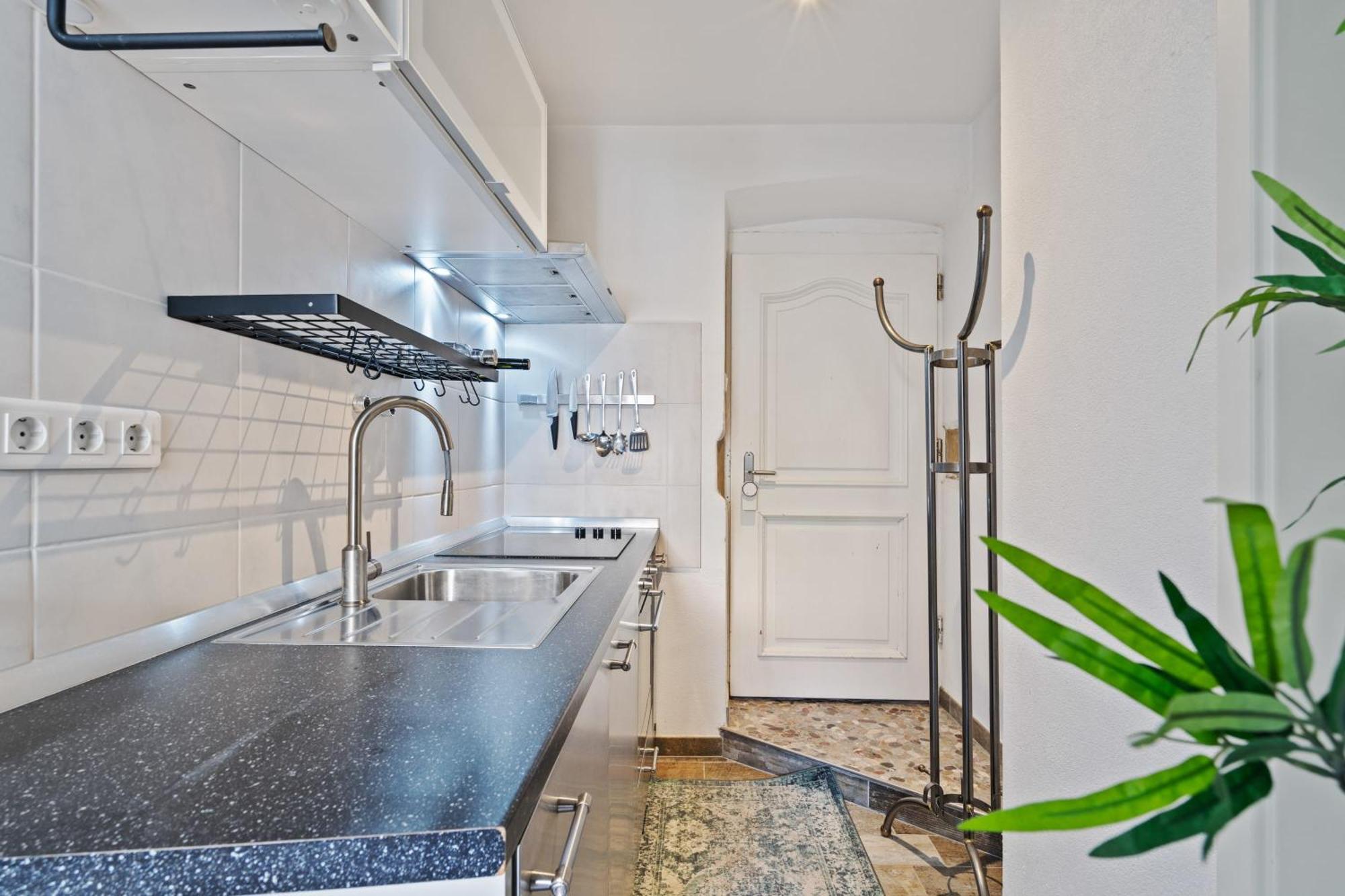 Apartment Stylish 1br In Grund