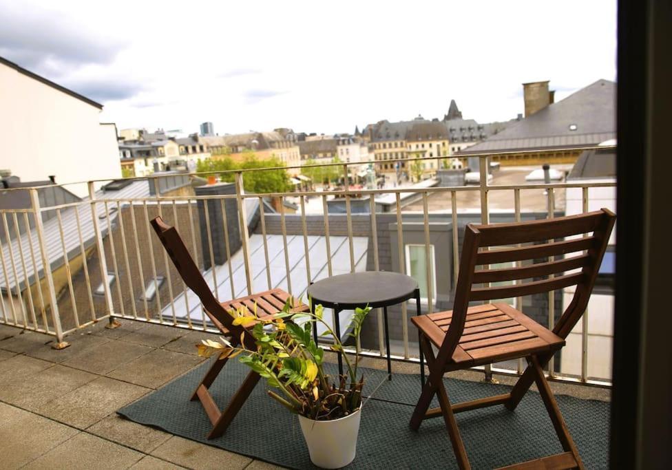 Charming Penthouse In The Center Appartement
