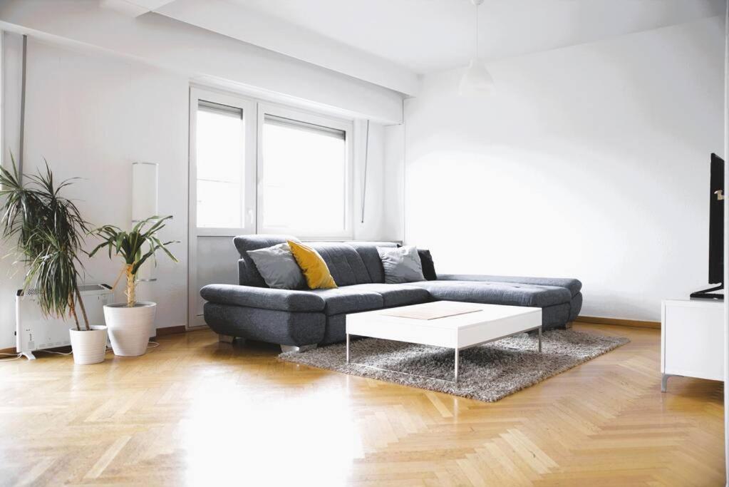 Appartement Charming Penthouse In The Center *