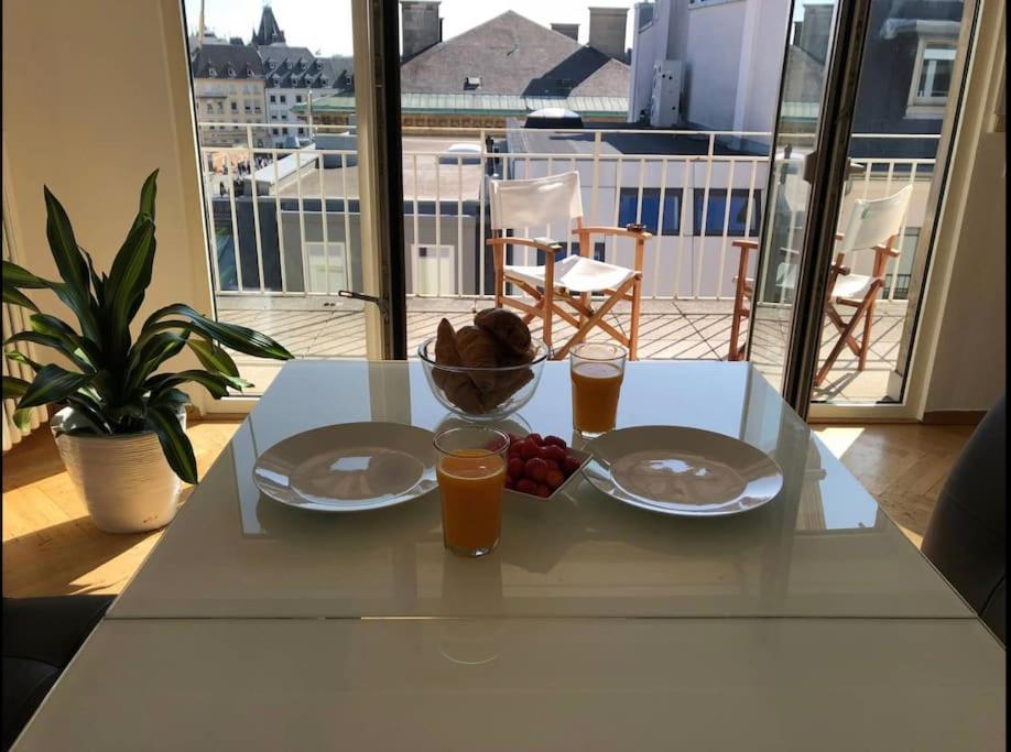 Appartement Charming Penthouse In The Center *