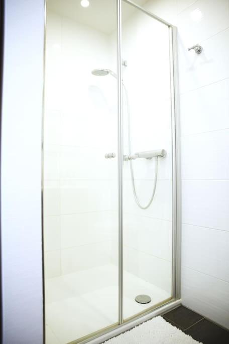 Modern & Bright 1br Flat * Luxemburg