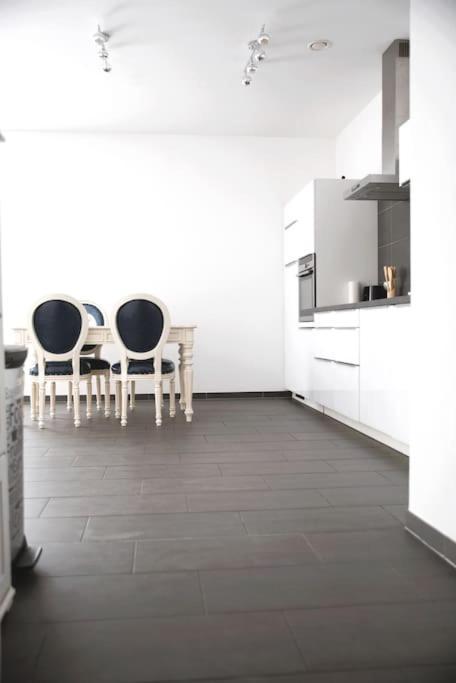 Modern & Bright 1br Flat Appartement Luxemburg
