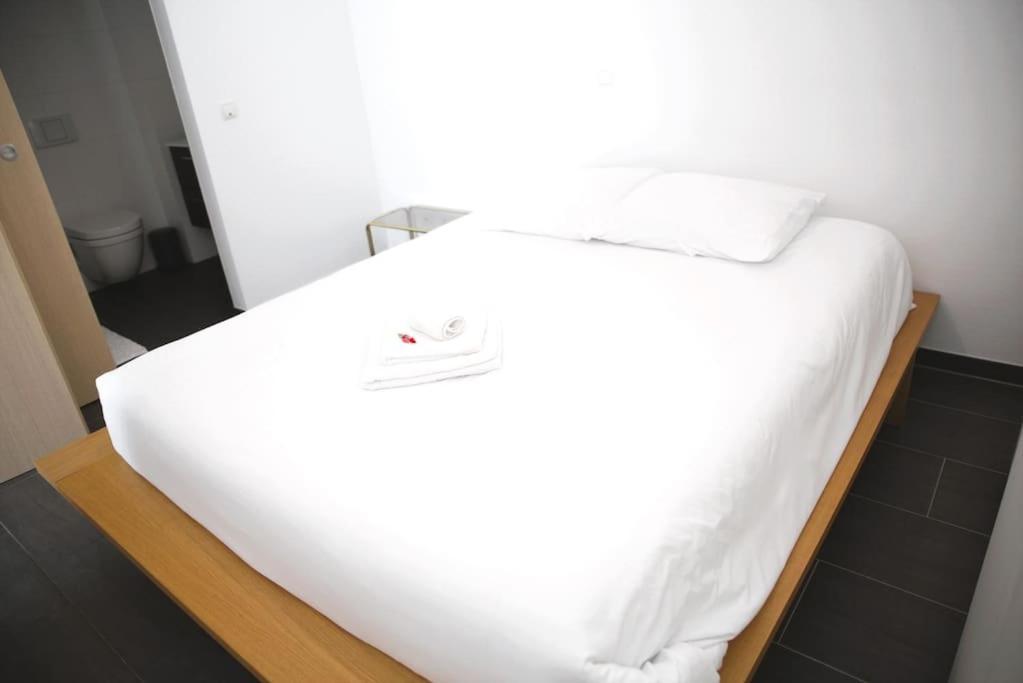 Modern & Bright 1br Flat Luxemburg