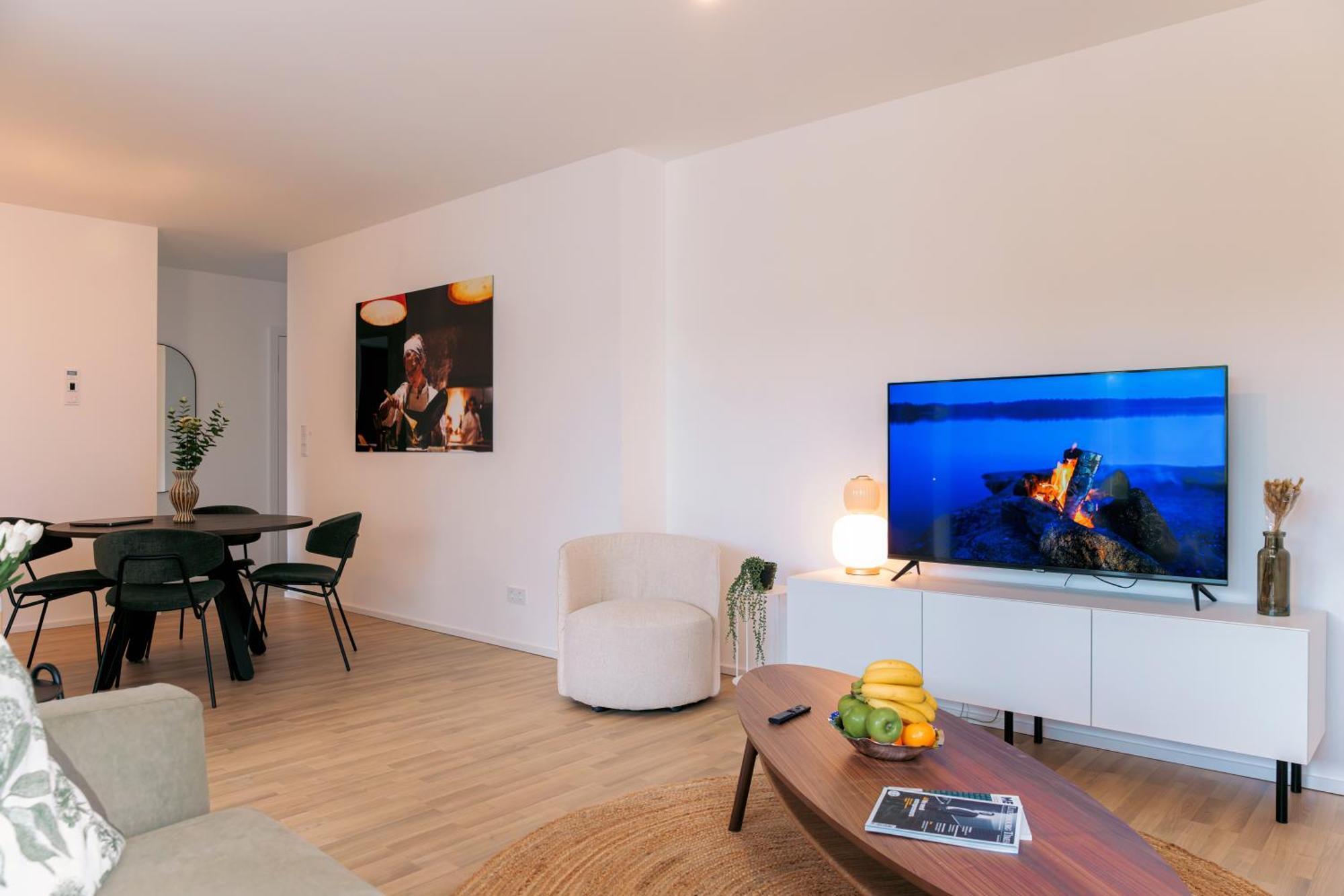 Media Bay In Kirchberg By Rentaroo Luxemburg
