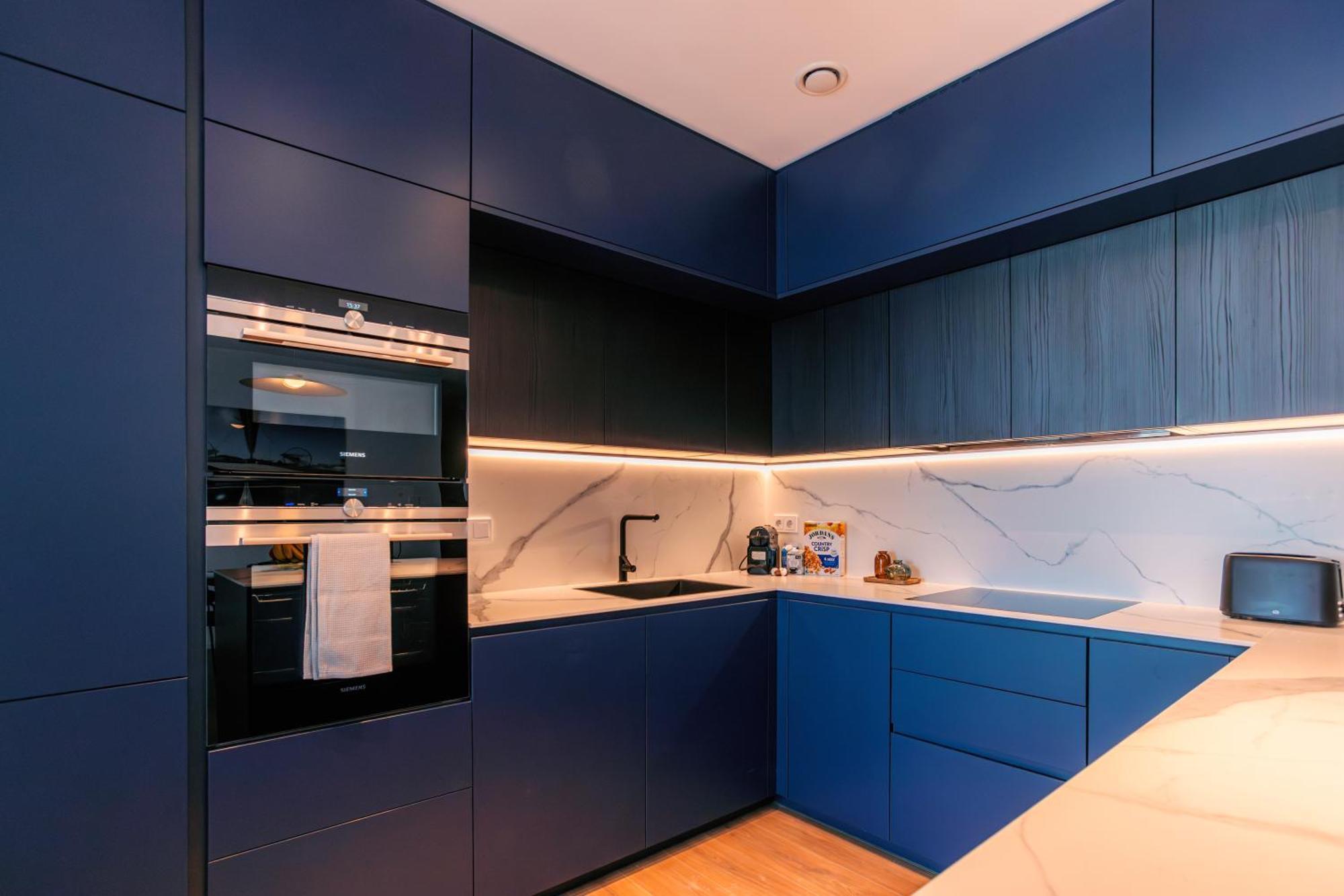 Appartement Media Bay In Kirchberg By Rentaroo Luxemburg