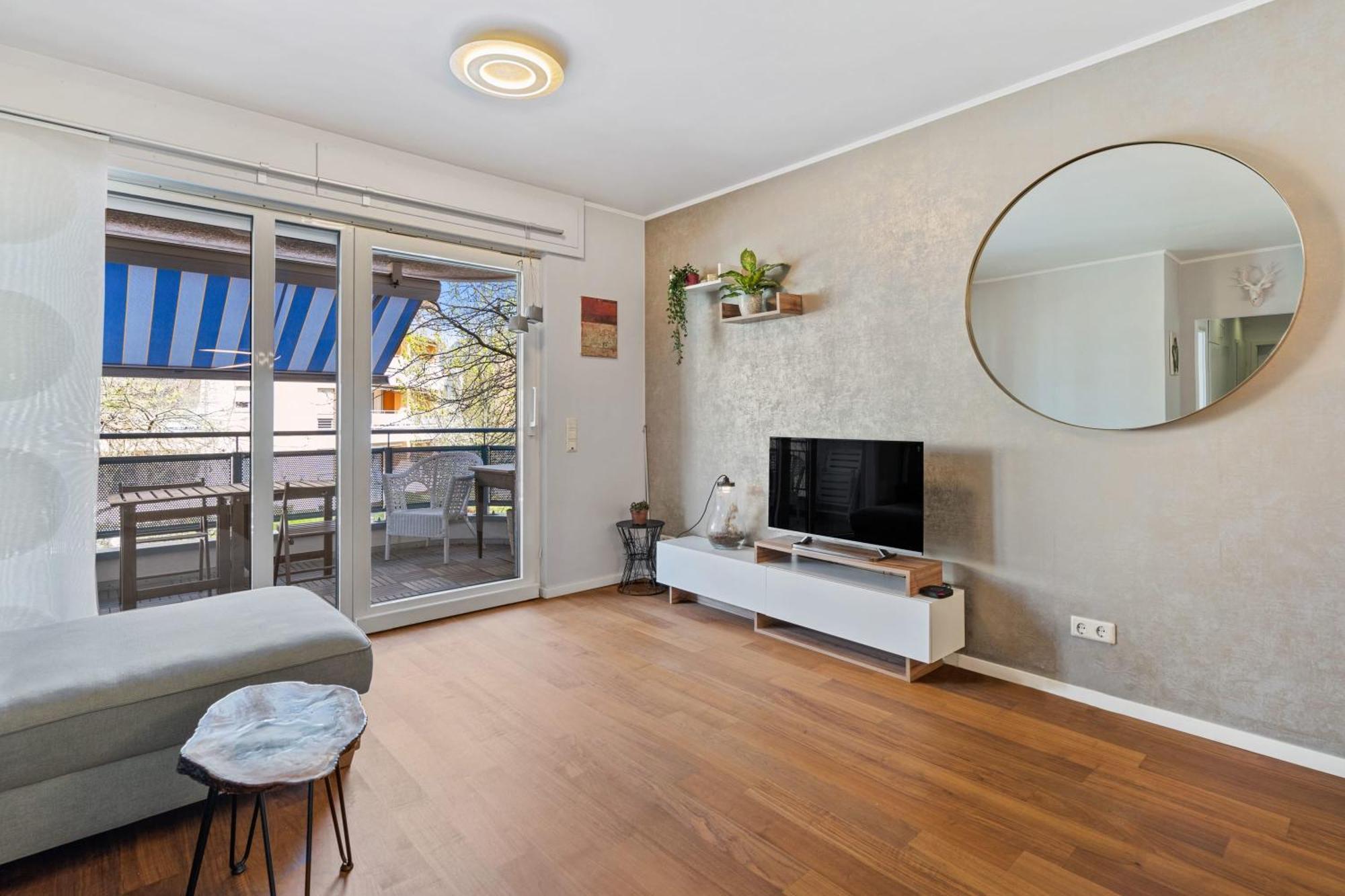 Modern Lux With Balcony In Appartement Luxembourg