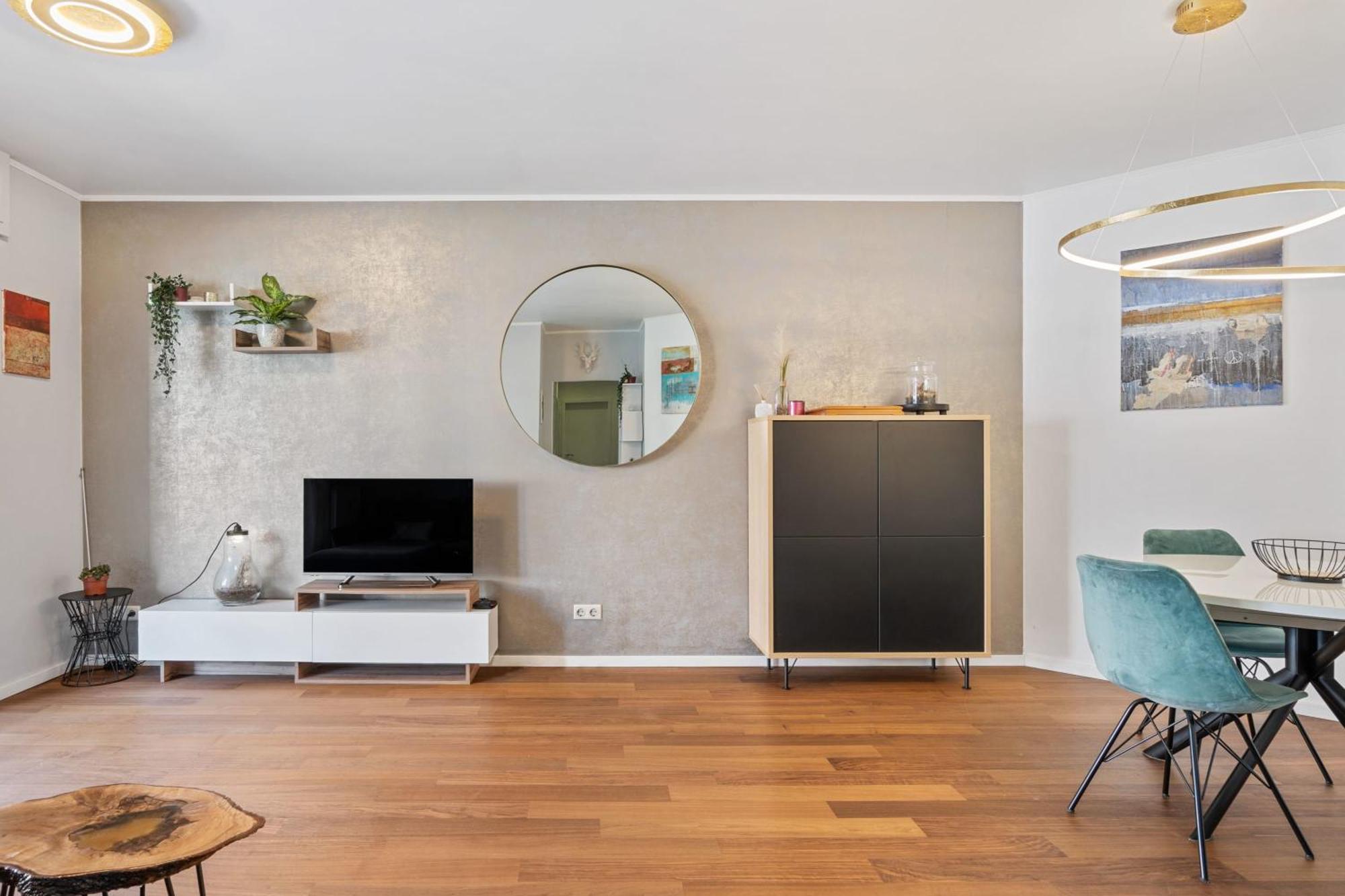Appartement Modern Lux With Balcony In Luxembourg