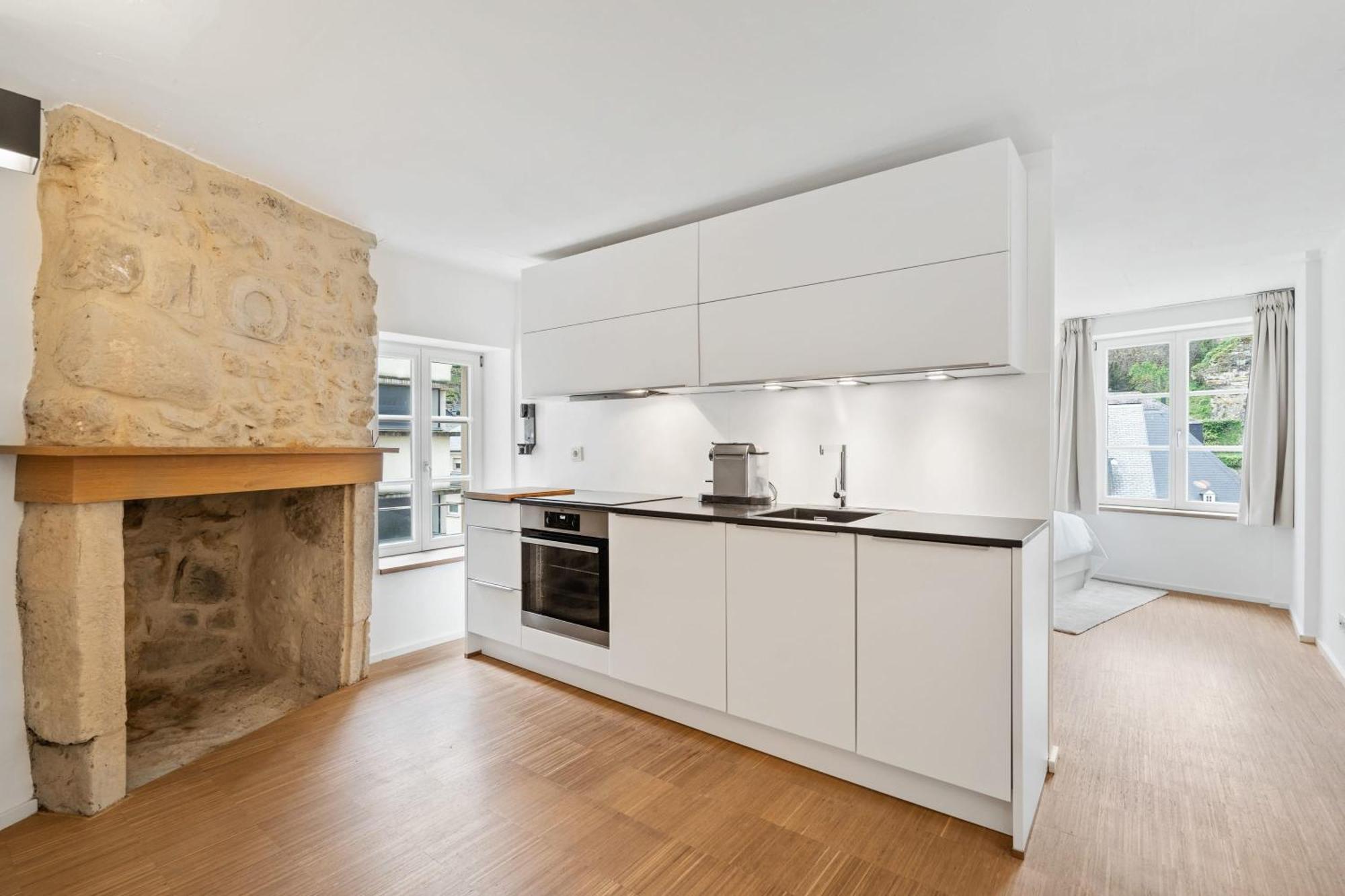 Modern 1br In Unesco Grund,