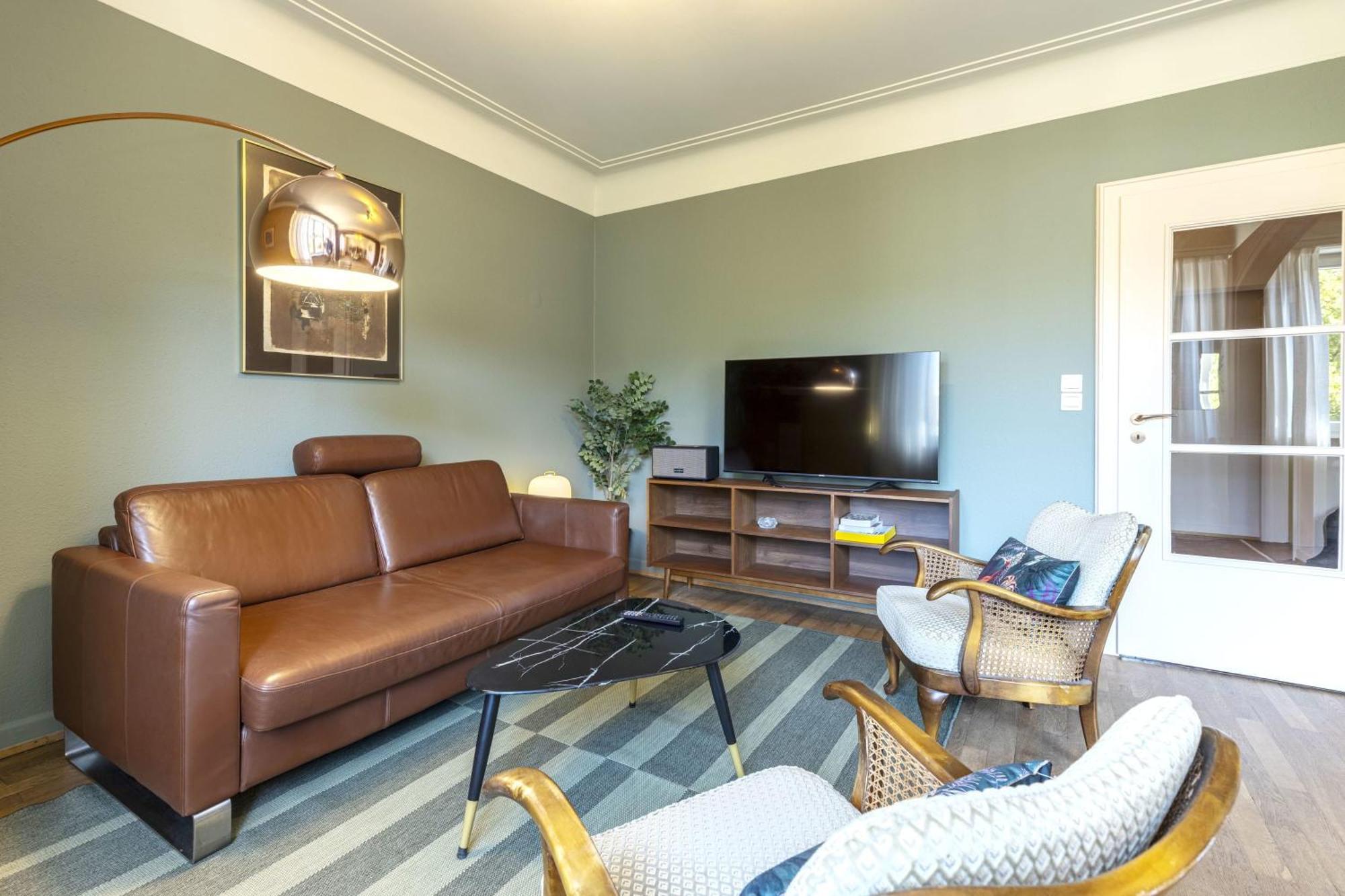 Spacious 2br Apt In Central W Balcony * Luxemburgo