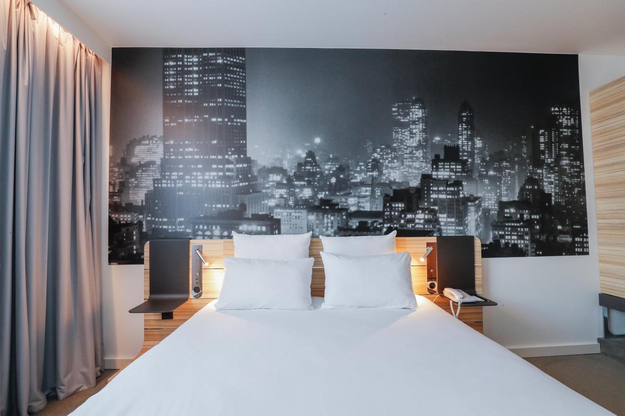 Hotel Novotel Centre 4*