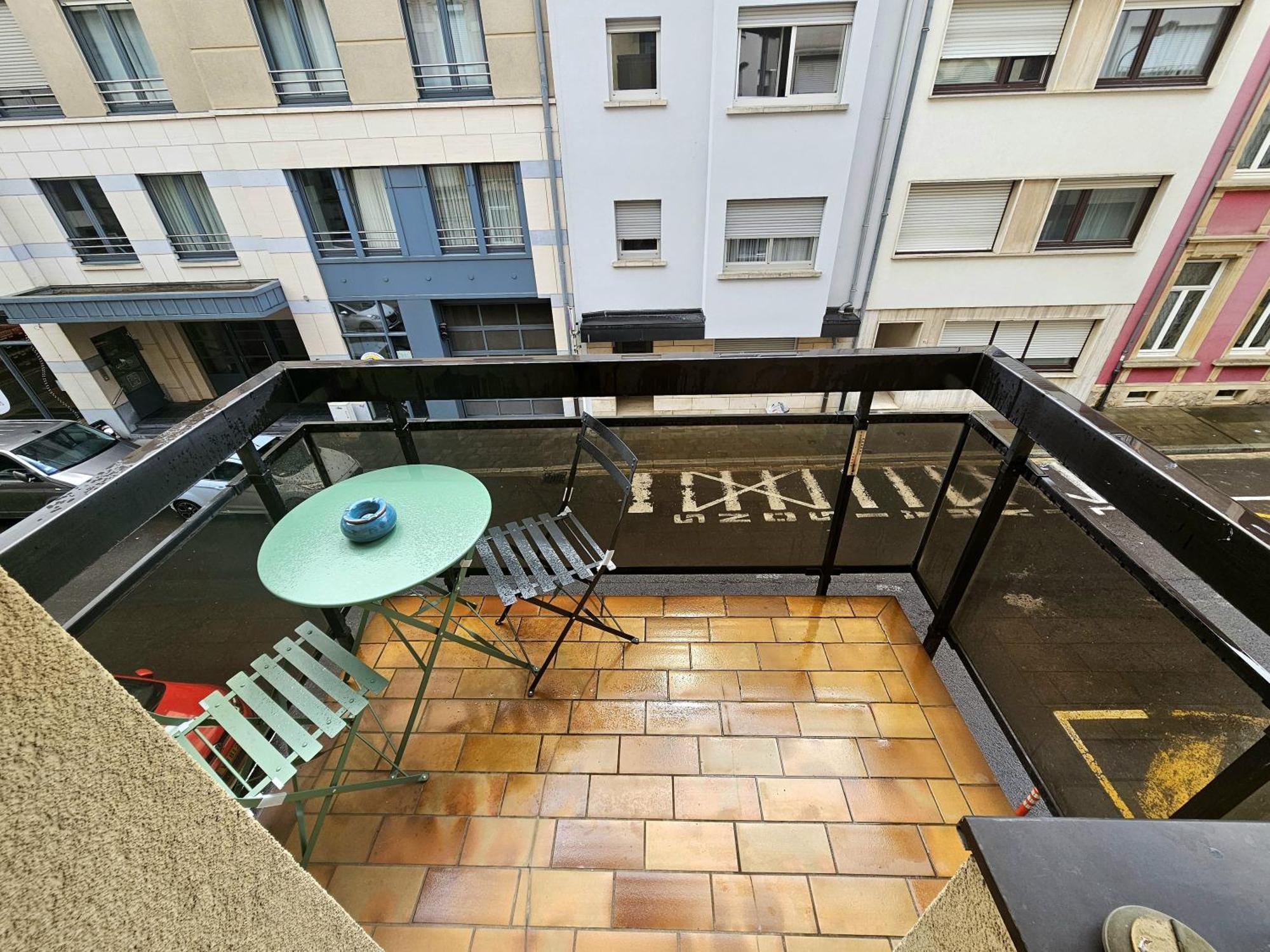 Sweet-glacis, Centre Ville, Proche Tramway Et Parking