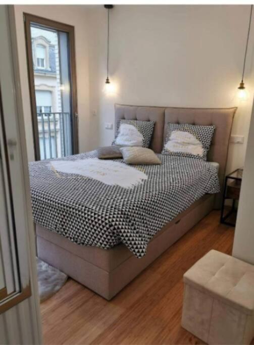 One Bedroom Flat In Center W Terrace&parking-75m Appartement *