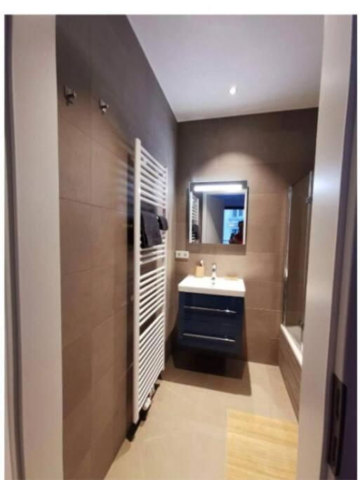 Appartement One Bedroom Flat In Center W Terrace&parking-75m *