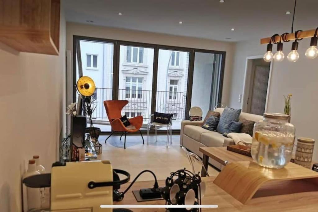 One Bedroom Flat In Center W Terrace&parking-75m *