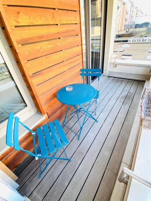 In Center With Private Terrace Apartment