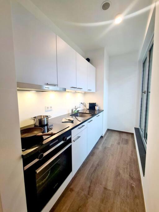 1 Bedroom With Parking-cd6 Luxemburgo