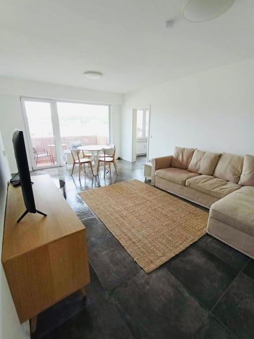 Large One Bedroom In Center With Terrace & Parking Appartement Luxembourg