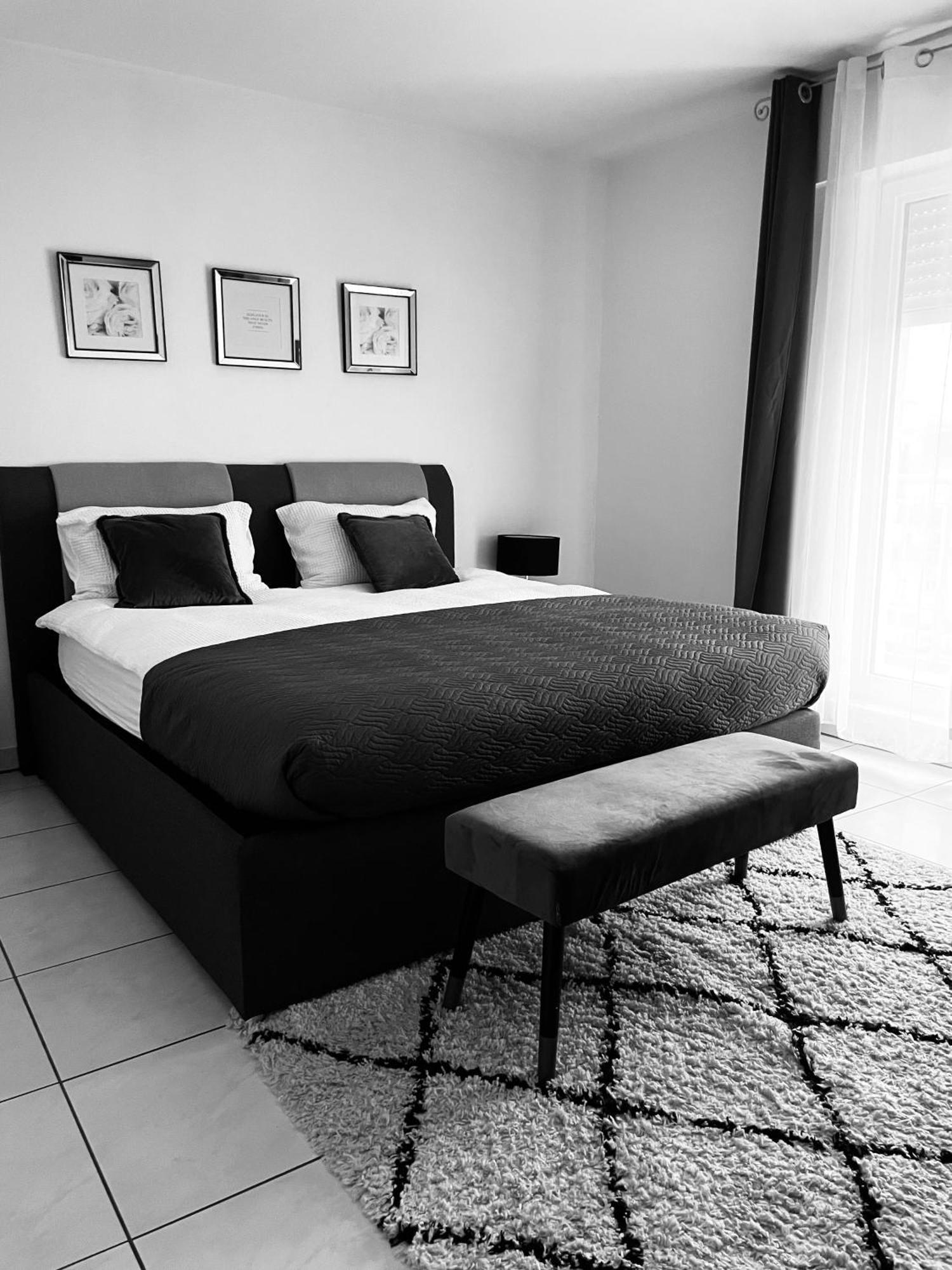 Appartement Luxury Penthouse With 3 Balconies -2 Bedrooms -petrus View & Parking