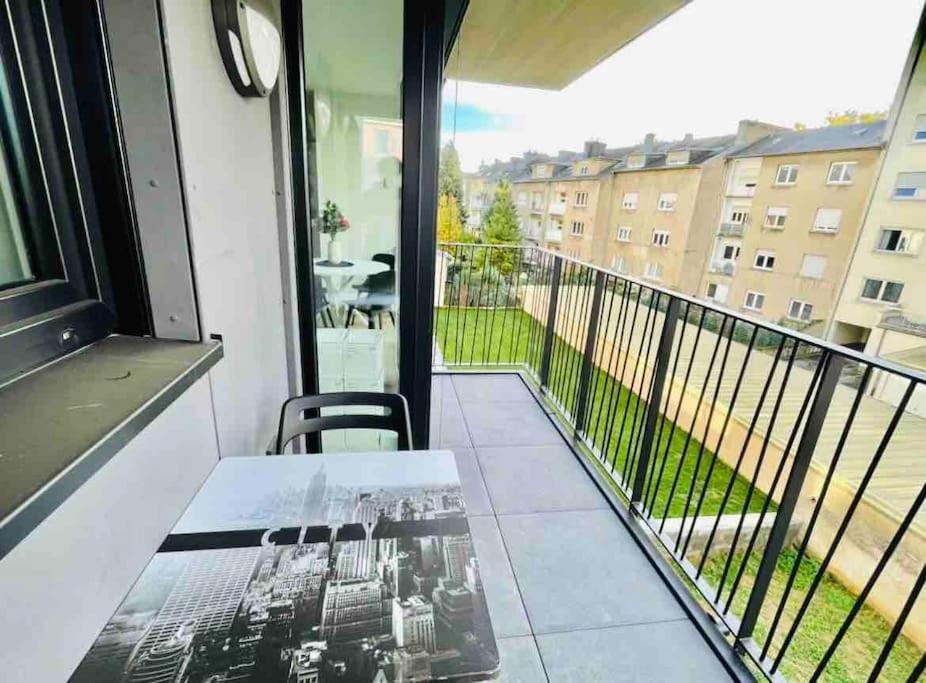 One Bedroom In Center With Terrace-4a Apartment