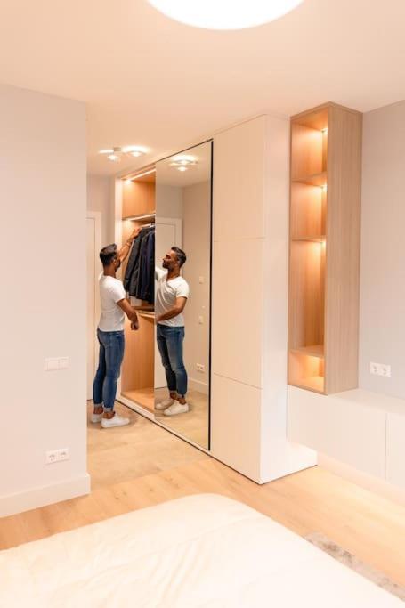 Henry's Appt With A Private 414 - Shared Kitchen Appartement *