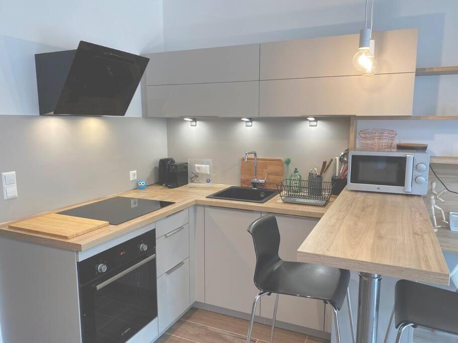 Modern Studio In Cessange Apartamento *