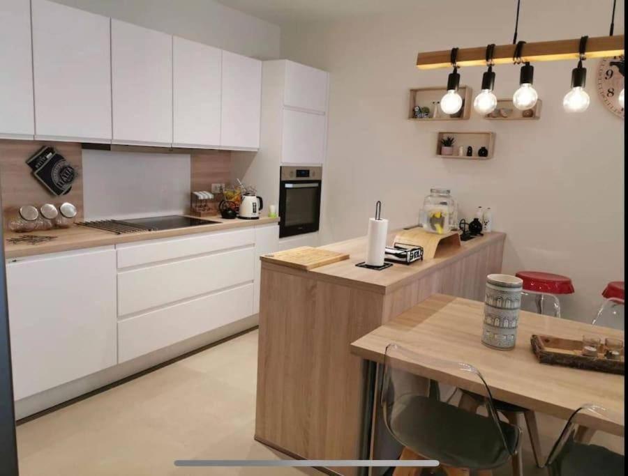 Appartement One Bedroom 2022 Flat W Terrace&parking-75m
