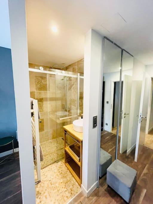 Spacious 2bedrooms Flat W Terrace&parking